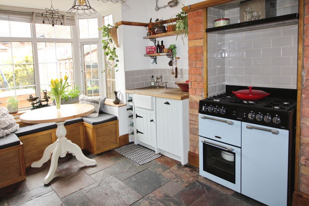 Property photo 2 of 31 Kitchen...Jpg