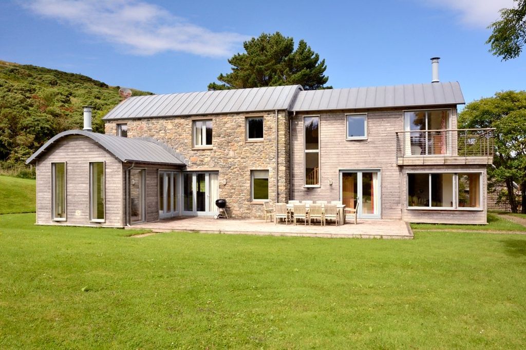 Property photo 3 of 24 Coshandrochaid