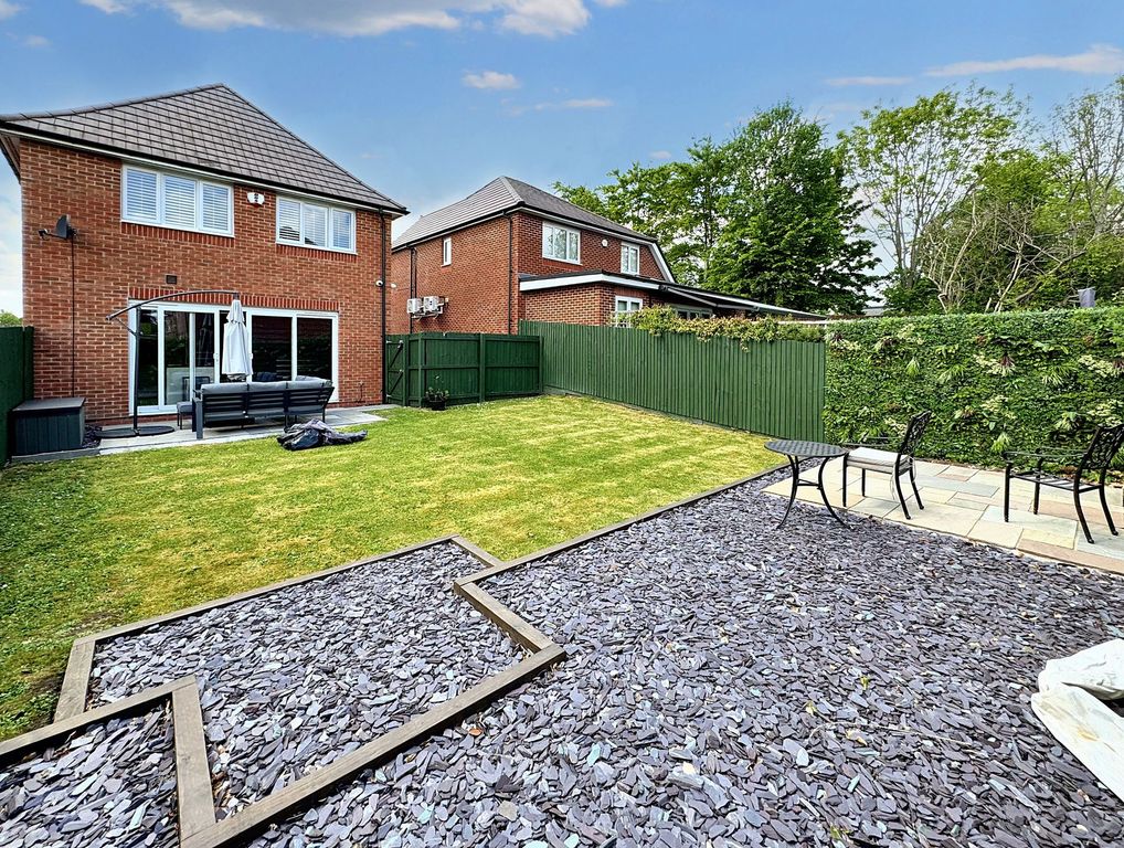 Property photo 2 of 26