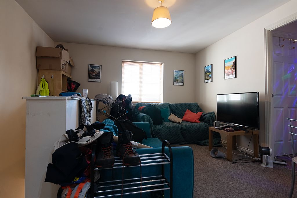 Property photo 3 of 30