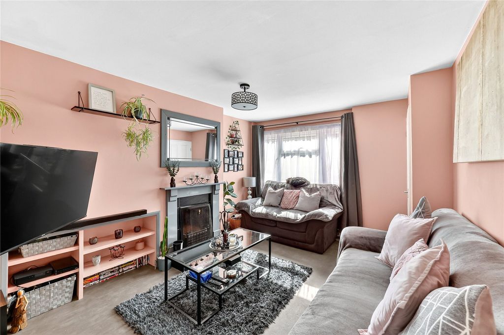 Property photo 3 of 16 Picture No. 19