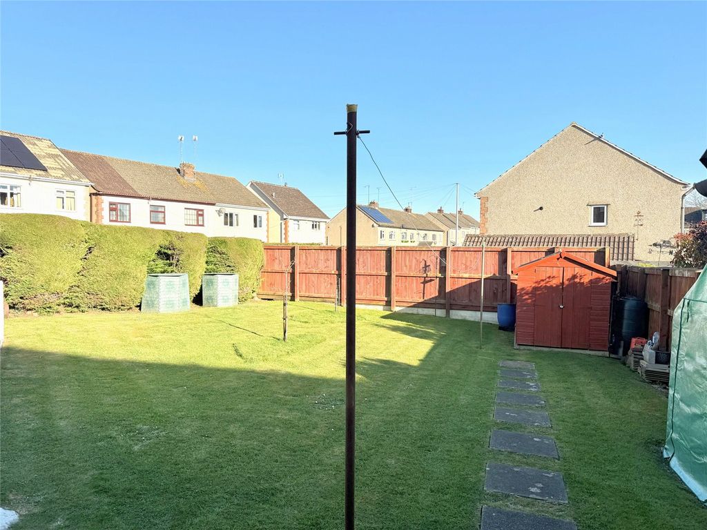 Property photo 2 of 16 Picture No. 20