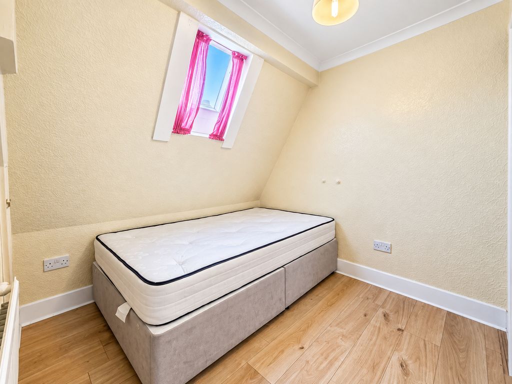 Property photo 1 of 9 1