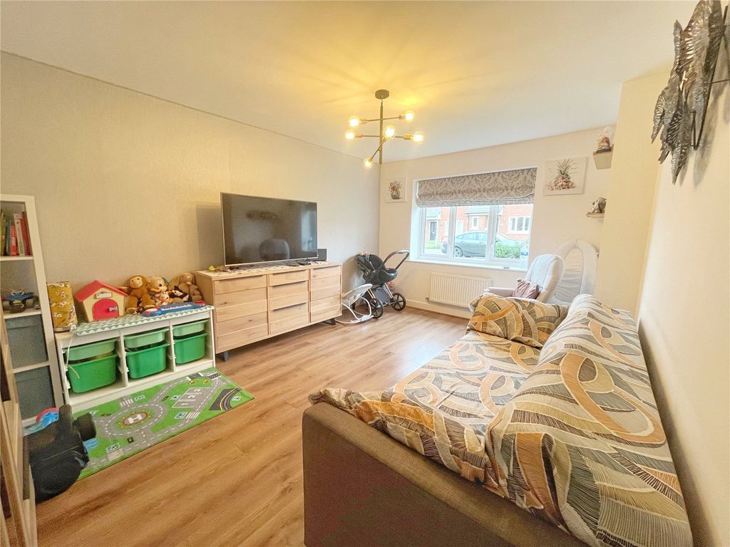 Property photo 2 of 16 Picture No. 07