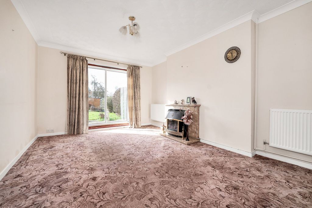 Property photo 3 of 16