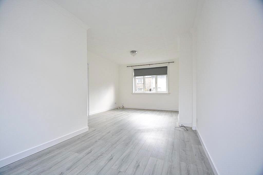 Property photo 3 of 20 4504435