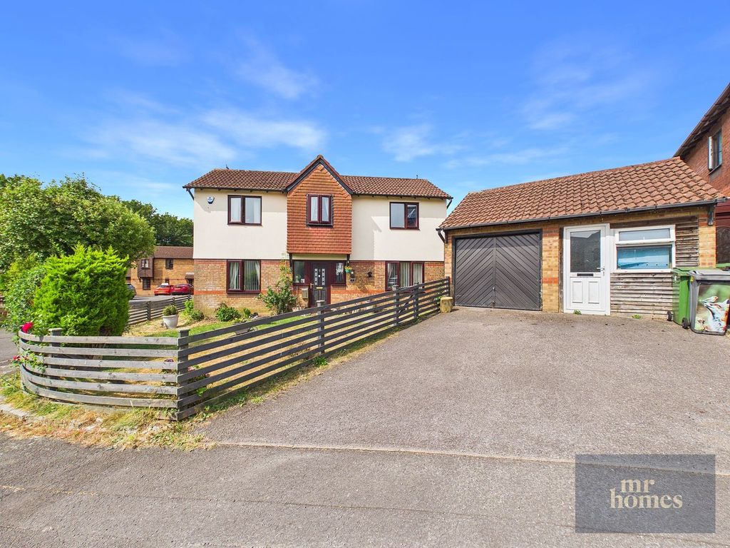 Property photo 1 of 34