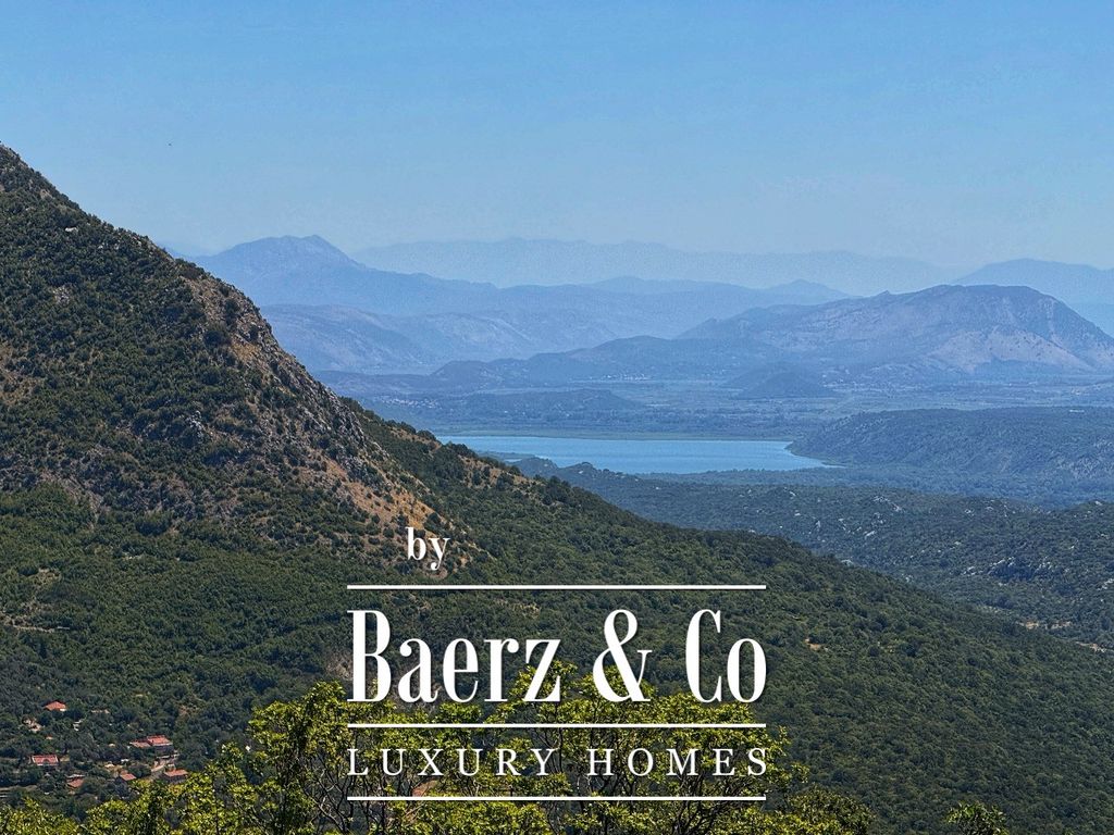 Property photo 2 of 25