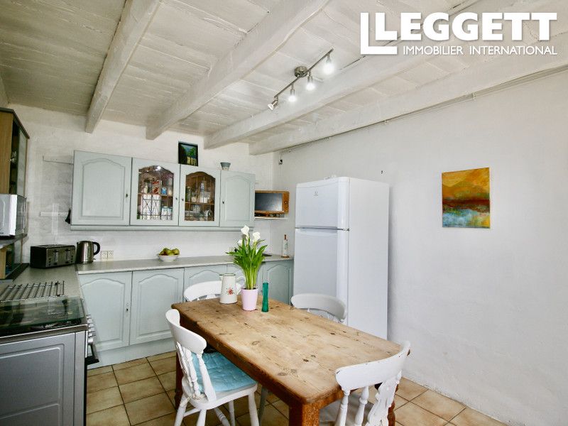 Property photo 3 of 10