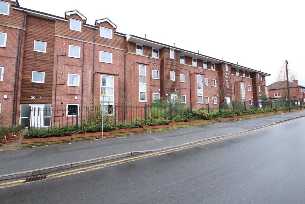 Property photo 2 of 13