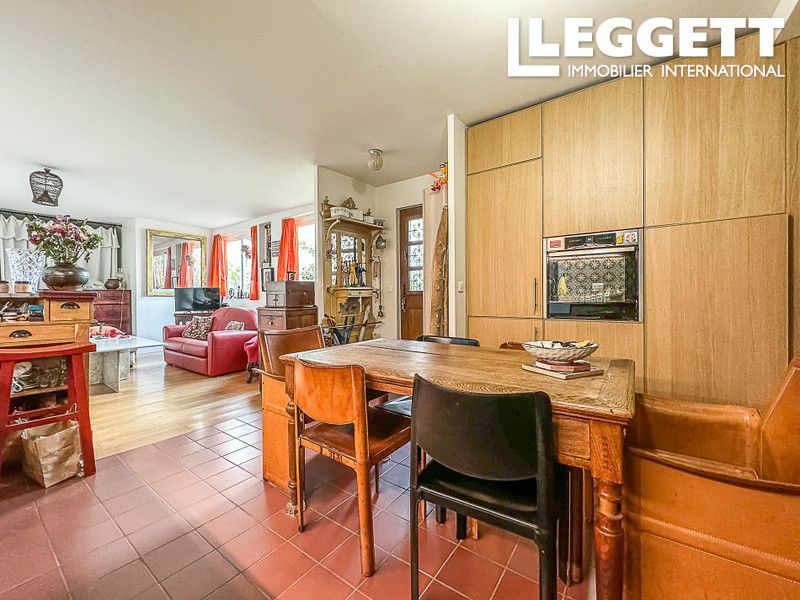 Property photo 3 of 10
