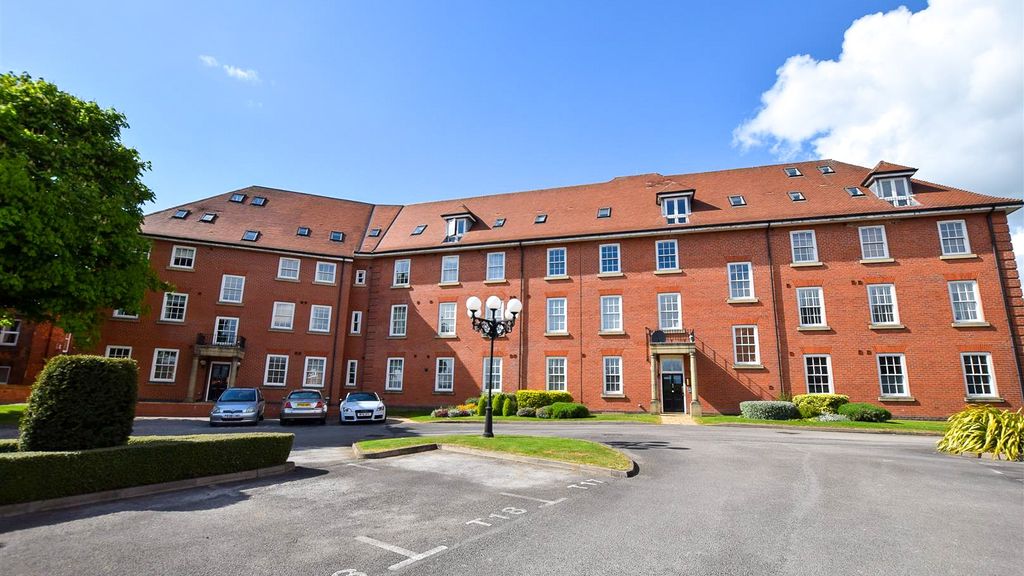 Property photo 2 of 22 3032295