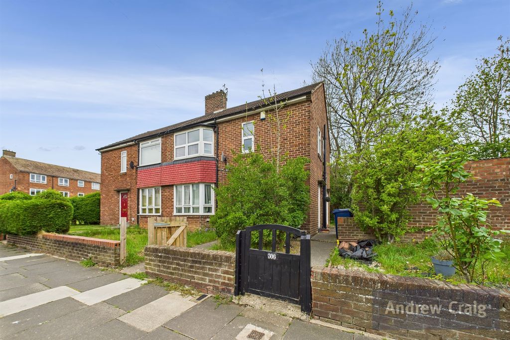 Property photo 1 of 12 (Main)