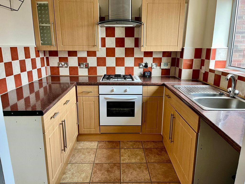 Property photo 2 of 13 Kitchen