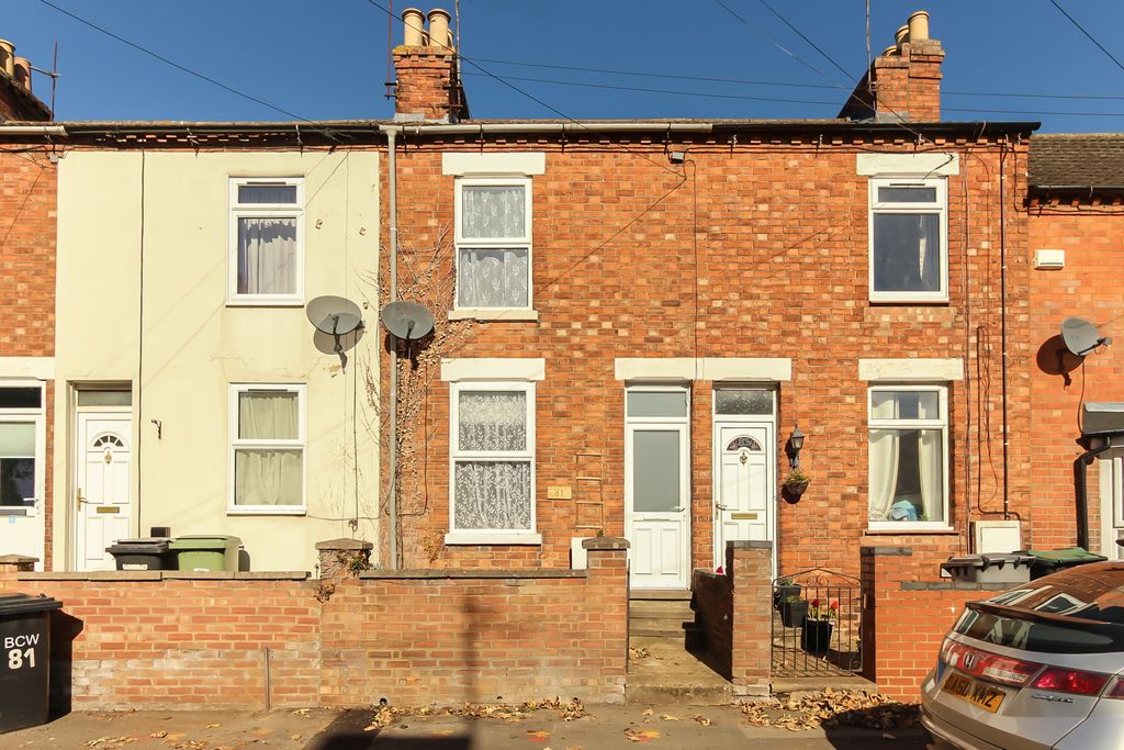 Property photo 1 of 9 Front