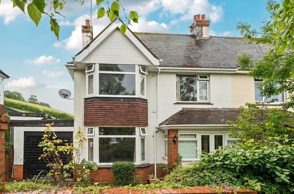 Property photo 2 of 17 2 - 1294363-3-6835Eb4...