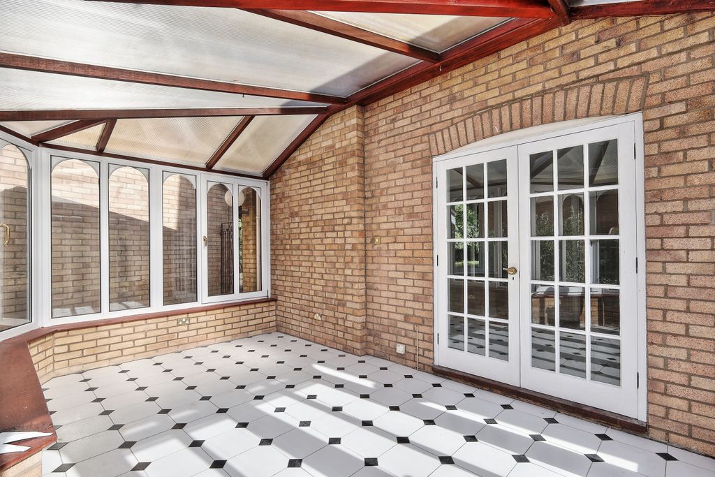Property photo 3 of 38 14