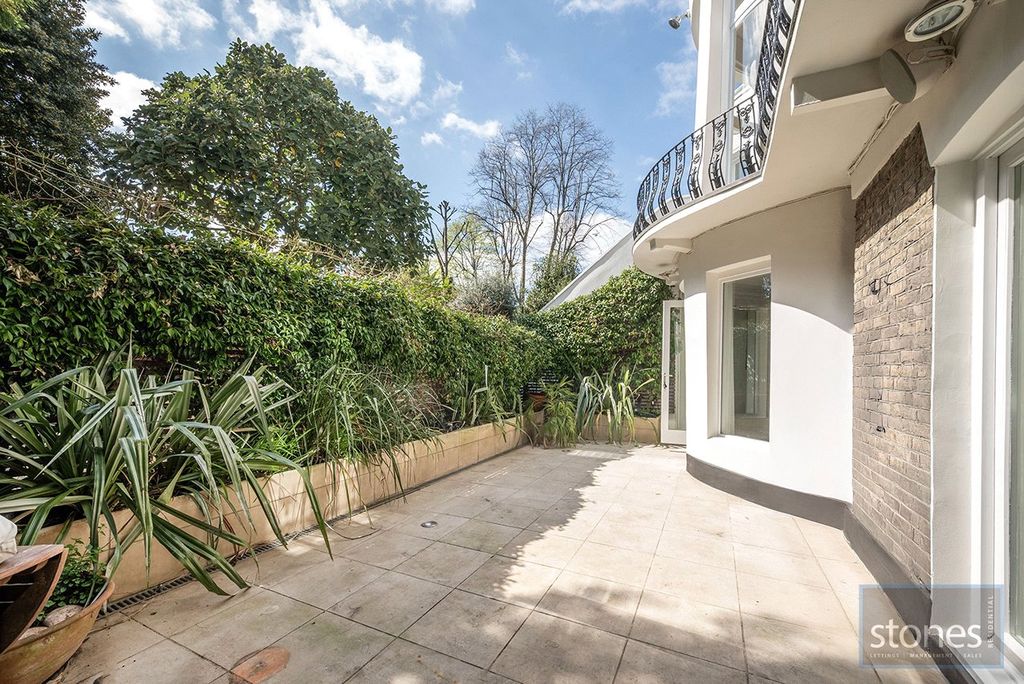 Property photo 2 of 19 Picture No. 31