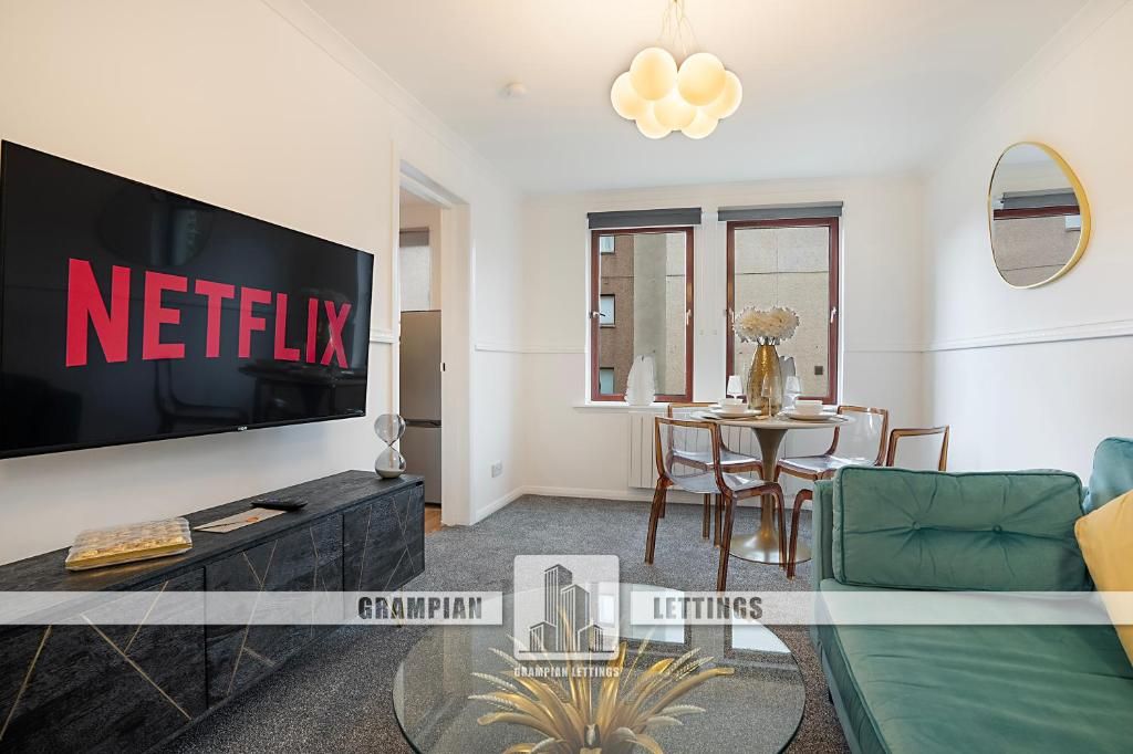 Property photo 1 of 25