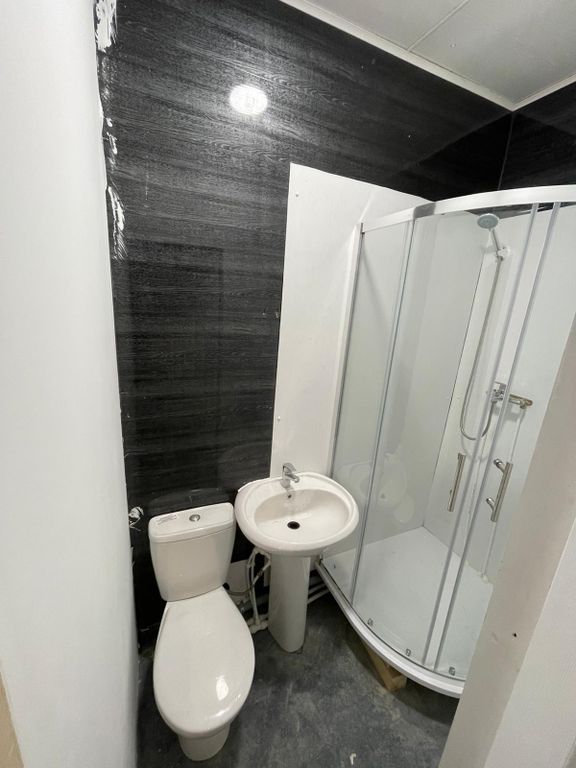 Property photo 3 of 3