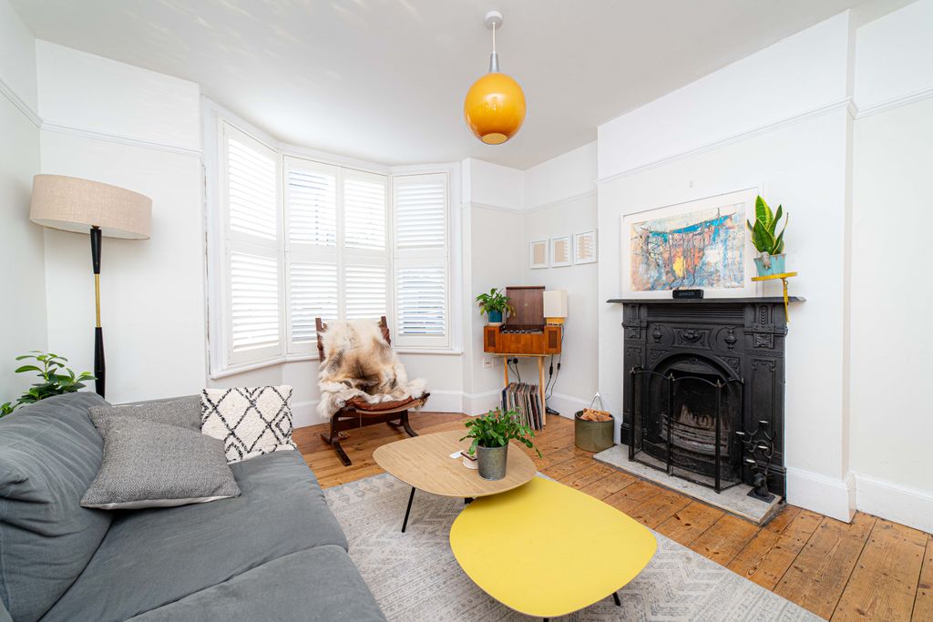 Property photo 2 of 13 Picture 2