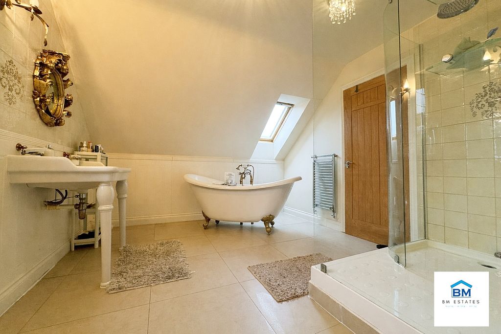 Additional image 18 of 6 bed detached house for saleUppingham Road, Leicester LE5