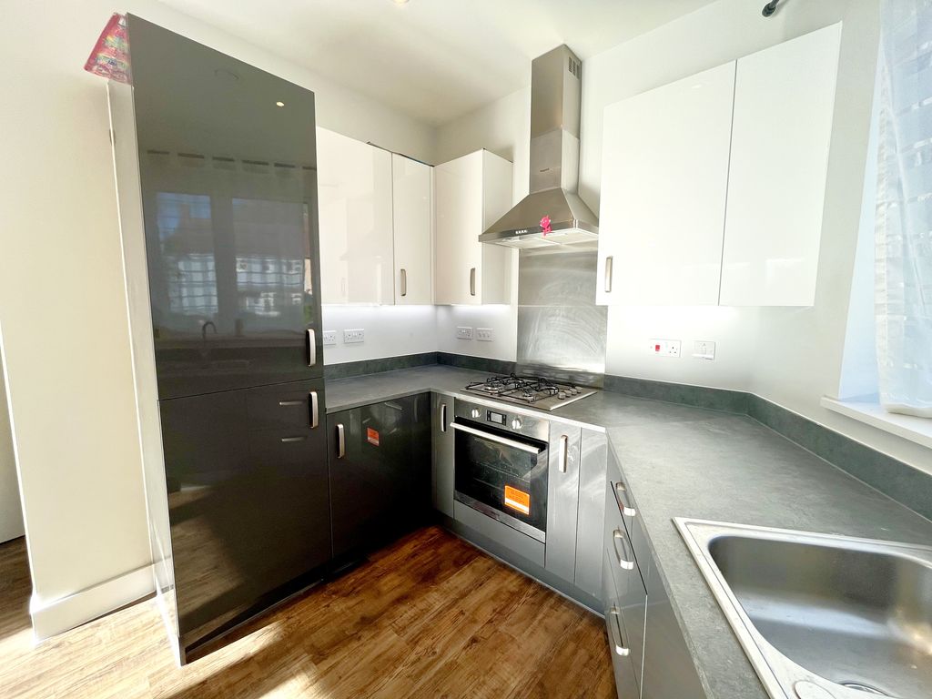 Property photo 2 of 21 View