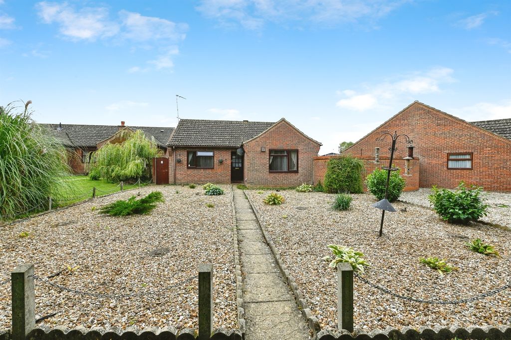 Property photo 1 of 15