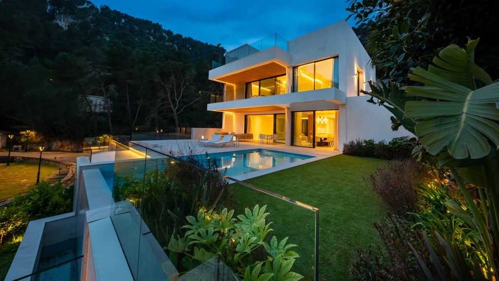 Property photo 1 of 42 81080  Small-49.Jpg