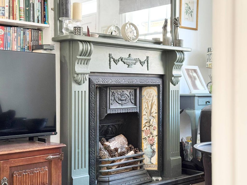 Property photo 2 of 35 Akeman Residential