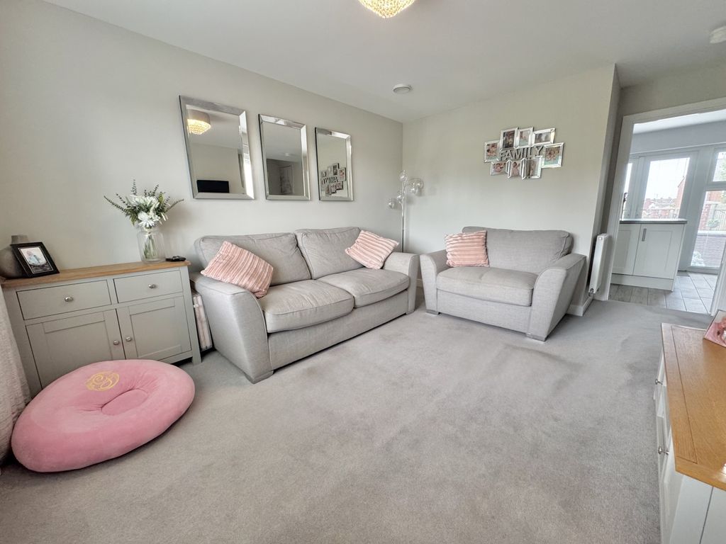 Property photo 3 of 21 Img_0041
