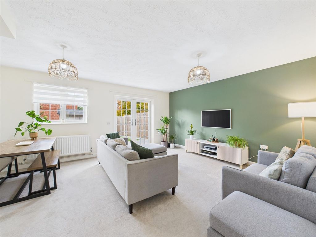 Property photo 2 of 24 Cam02885G0-Pr0503-Still008.Jpg