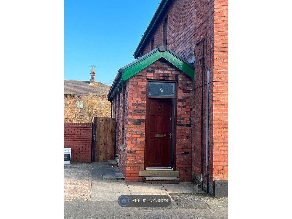 Property photo 2 of 33 Side View Of Property