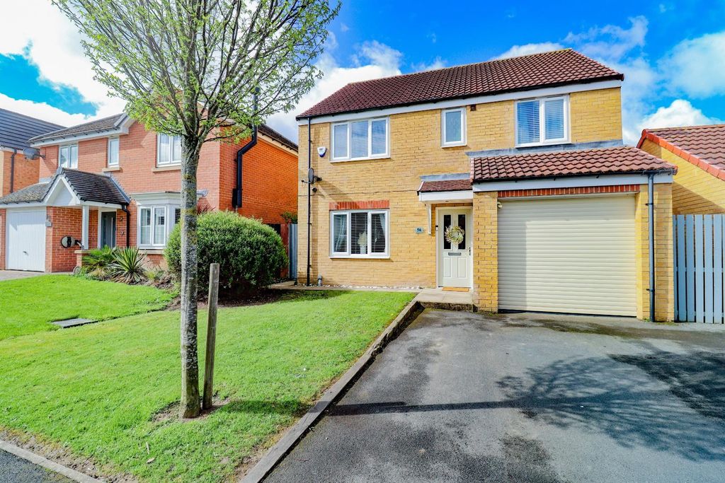 Property photo 1 of 32