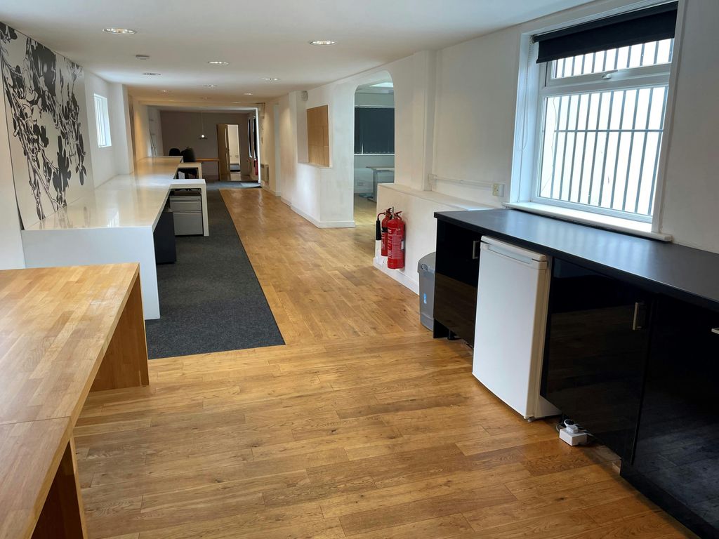 Property photo 1 of 6 7.Jpg