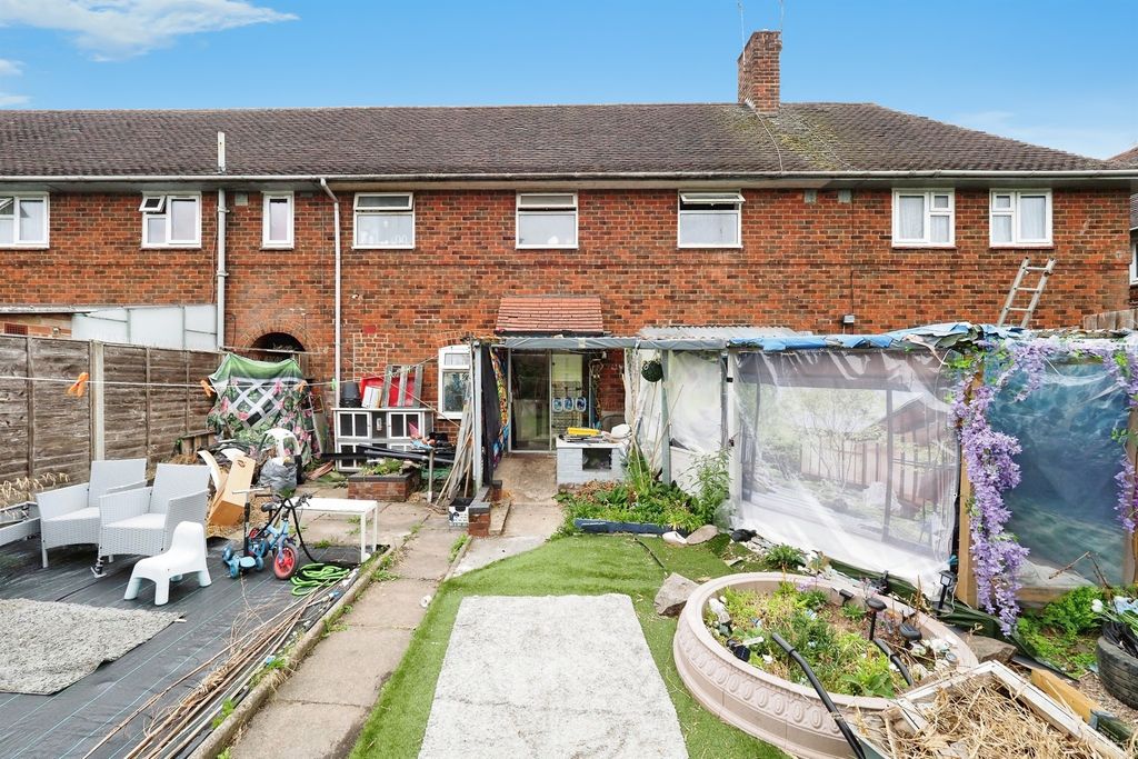 Property photo 2 of 17