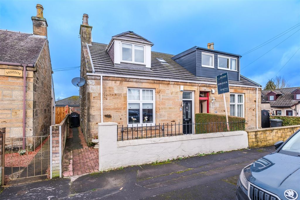 Property photo 1 of 26 Victoria Street-1.Jpg