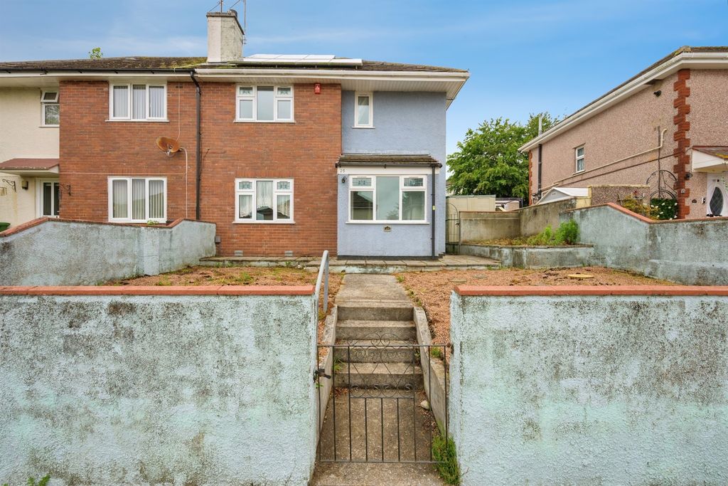 Property photo 3 of 27