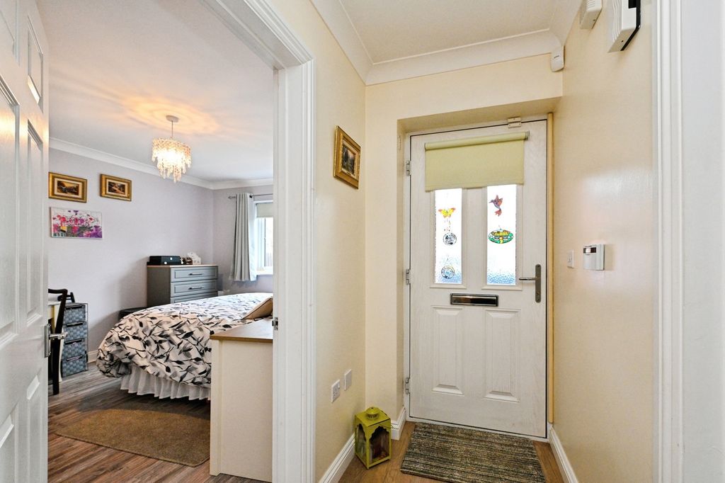 Property photo 2 of 12 Pbox-Img.Jpg