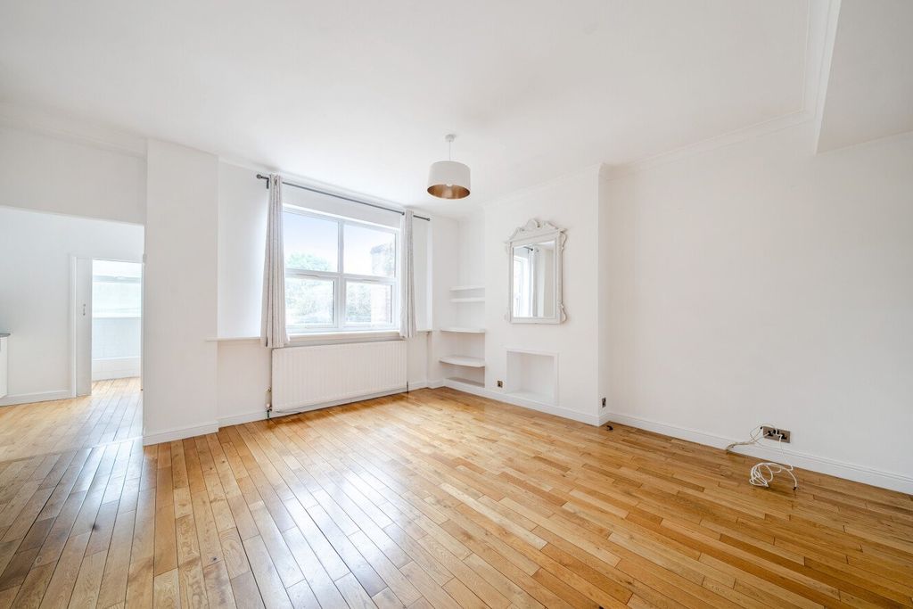 Property photo 1 of 14 Picture No. 02