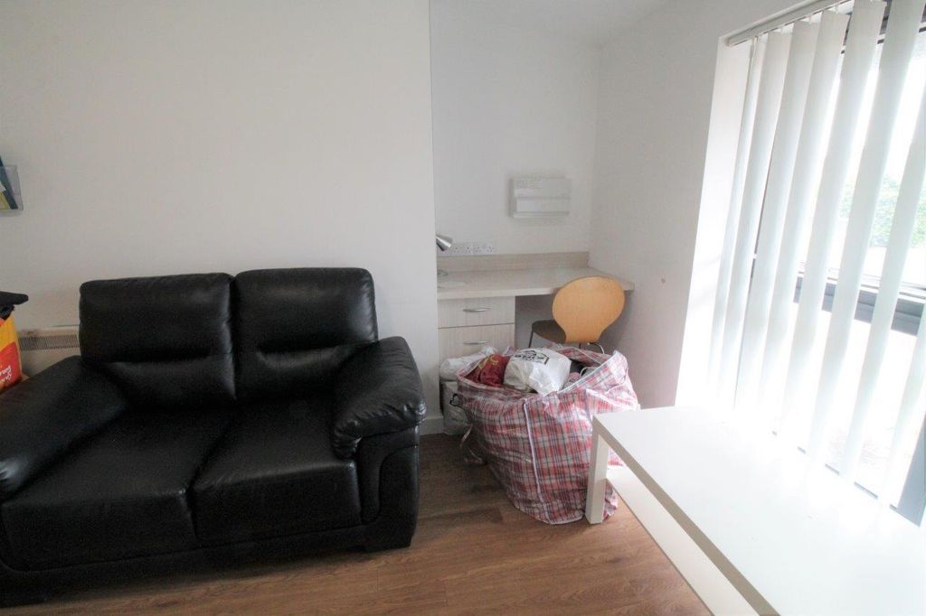 Property photo 3 of 13 Img_0390.Jpg