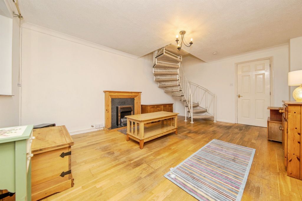 Property photo 3 of 20