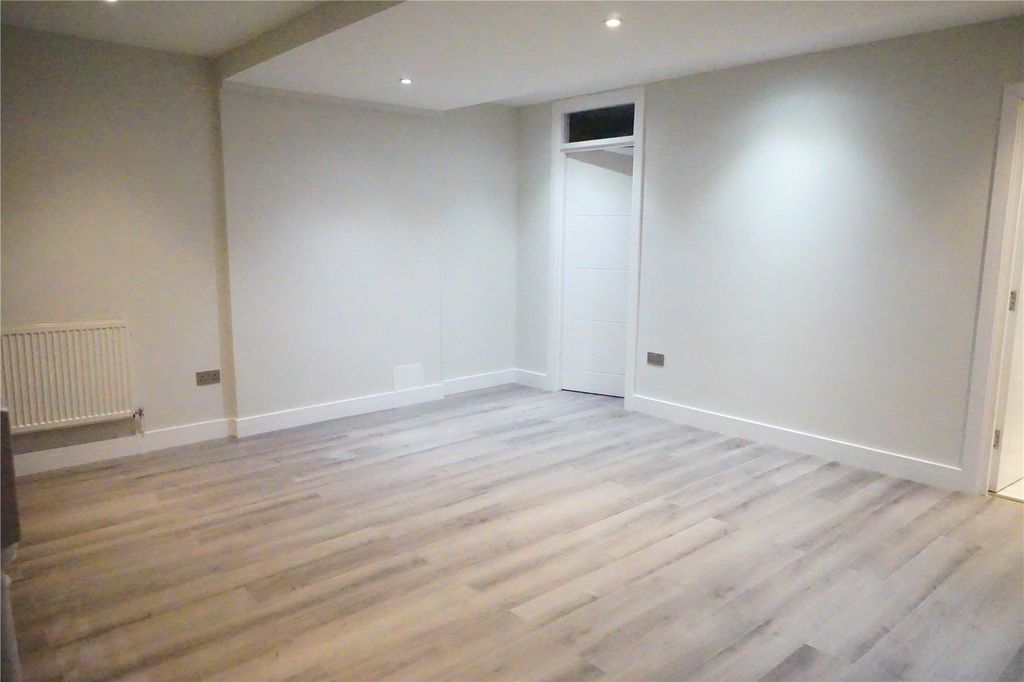 Property photo 2 of 7 Picture No. 07