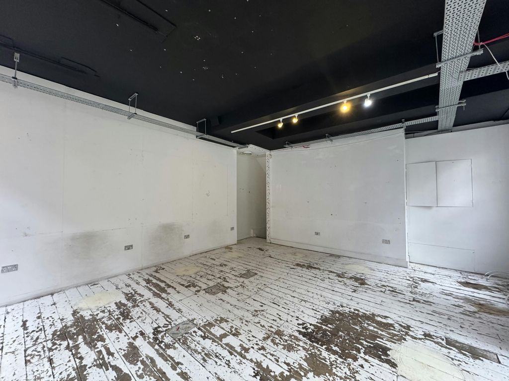 Property photo 3 of 3 Image  20251125T162700347.Jpg