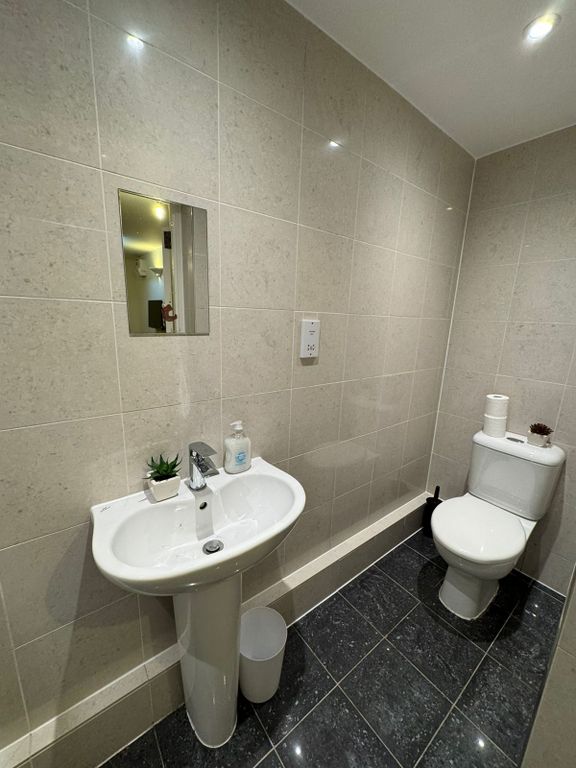 Property photo 3 of 4 Bathroom