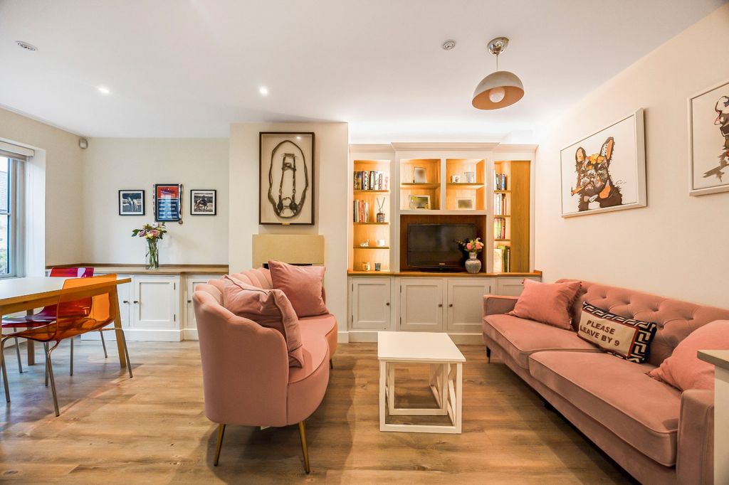 Property photo 2 of 19 Picture No. 45