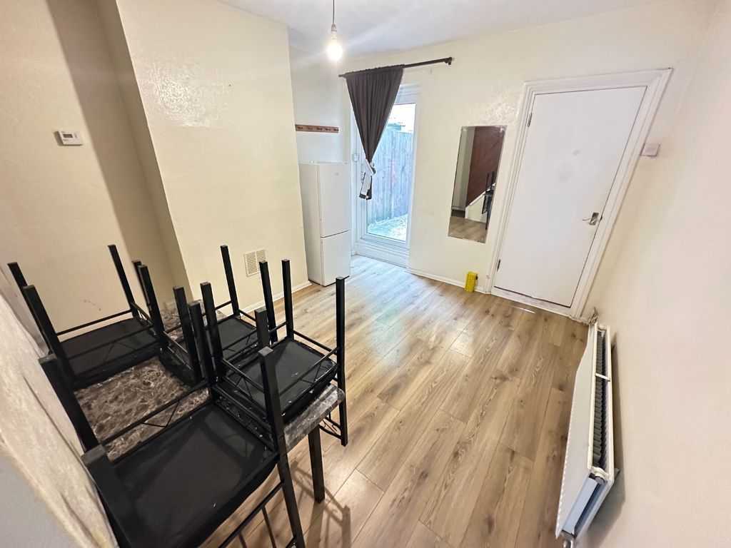 Property photo 3 of 9 5123612