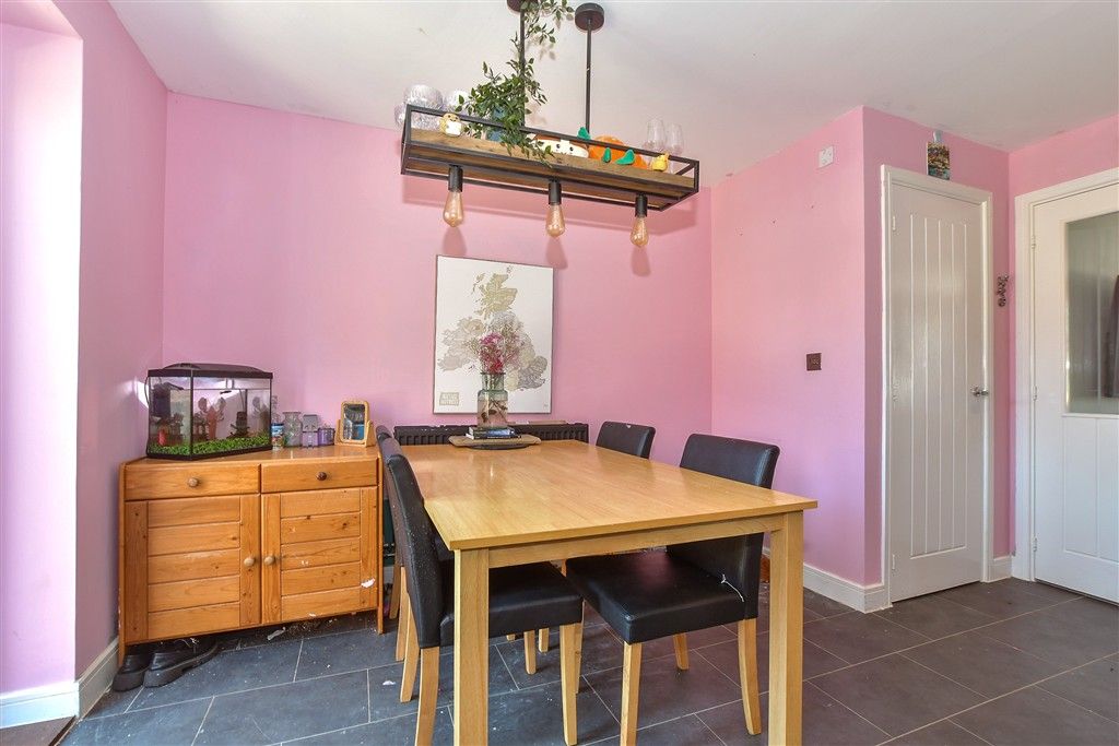 Property photo 3 of 15 Kitchen/Diner