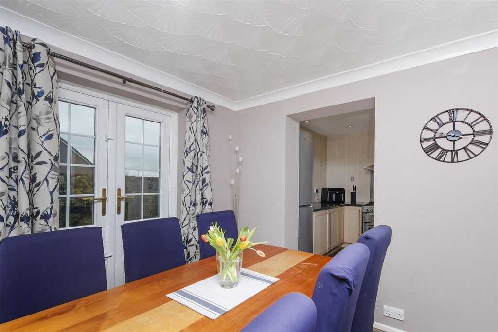 Property photo 3 of 31 2.Jpg