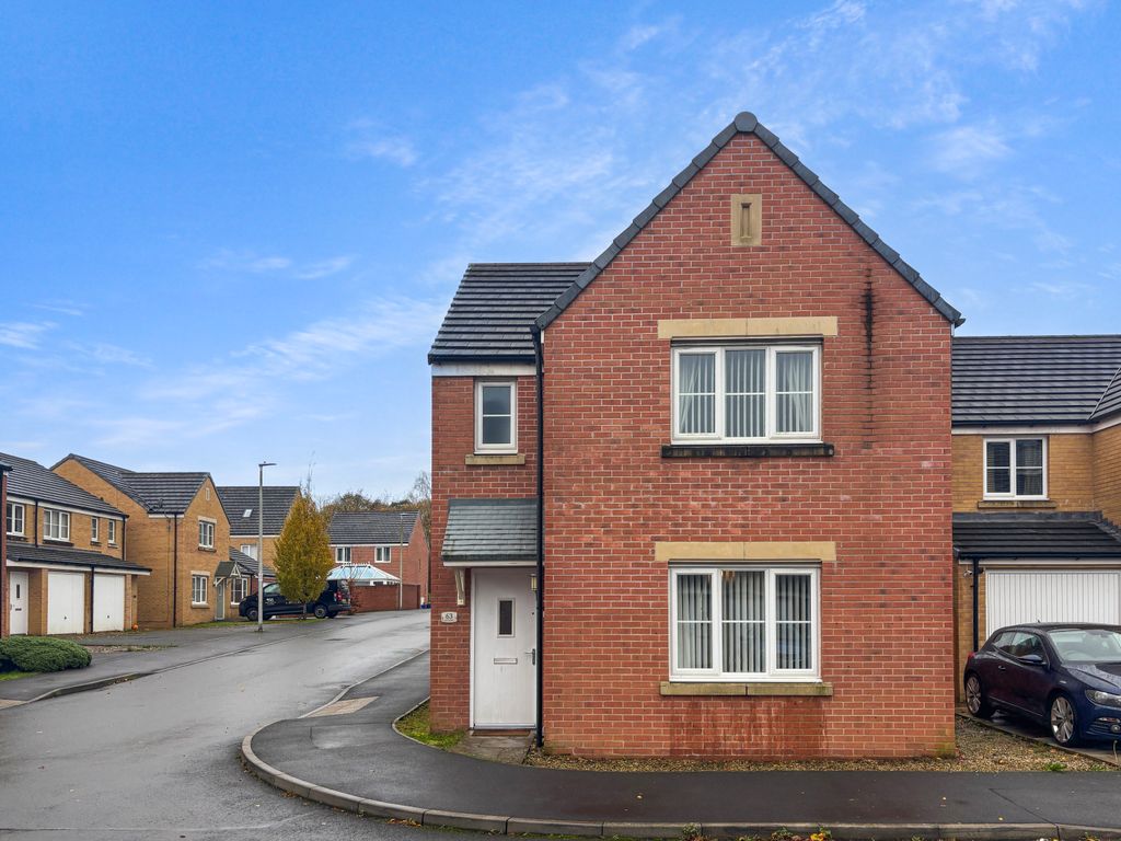 Property photo 2 of 25